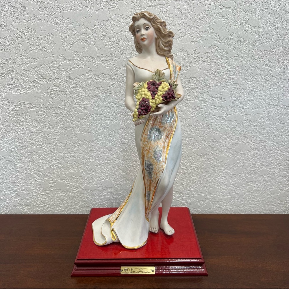 Vittorio Sabadin Art Nouveau Italy Lady Grapes Porcelain Figurine Capodimonte